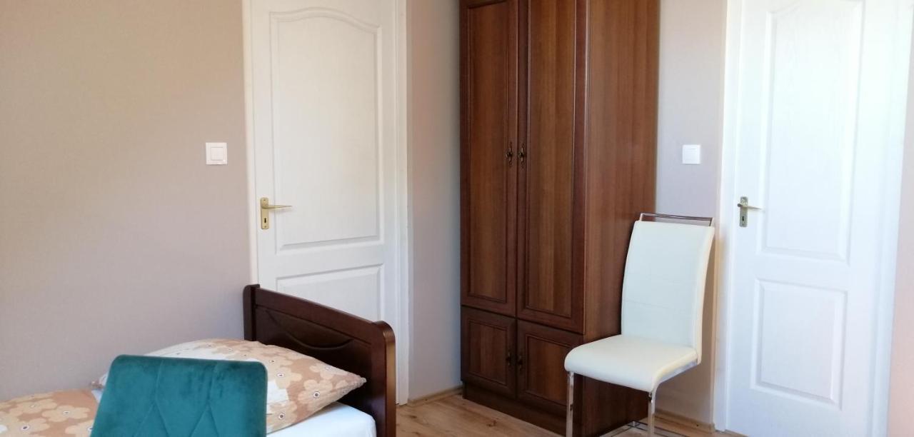 Apollo Vendégház Edelény Extérieur photo